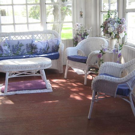 Wakamow Heights Bed And Breakfast มูส จอว์ ภายนอก รูปภาพ