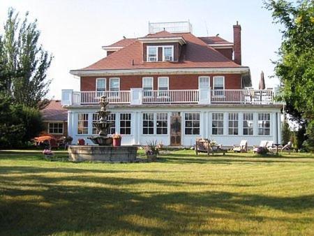 Wakamow Heights Bed And Breakfast มูส จอว์ ภายนอก รูปภาพ