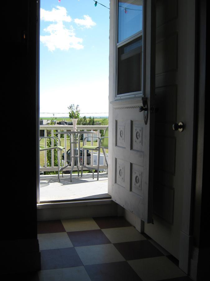 Wakamow Heights Bed And Breakfast มูส จอว์ ภายนอก รูปภาพ