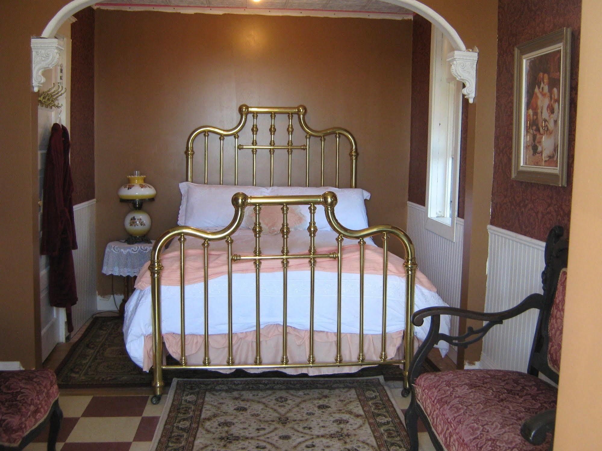 Wakamow Heights Bed And Breakfast มูส จอว์ ภายนอก รูปภาพ